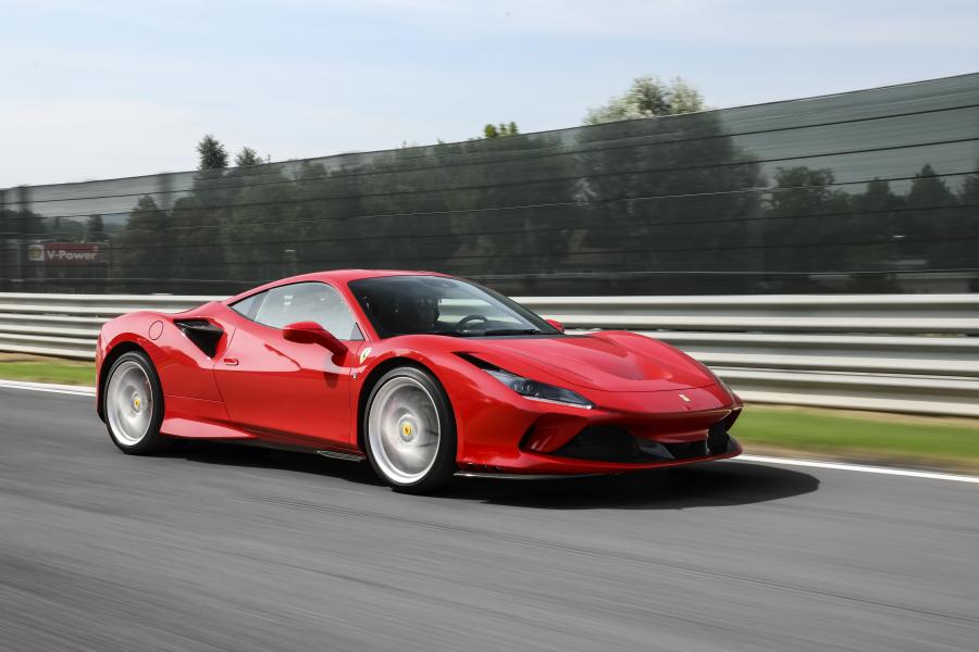  Ferrari F8 Tributo 2019 года  (фото 32 из 52)